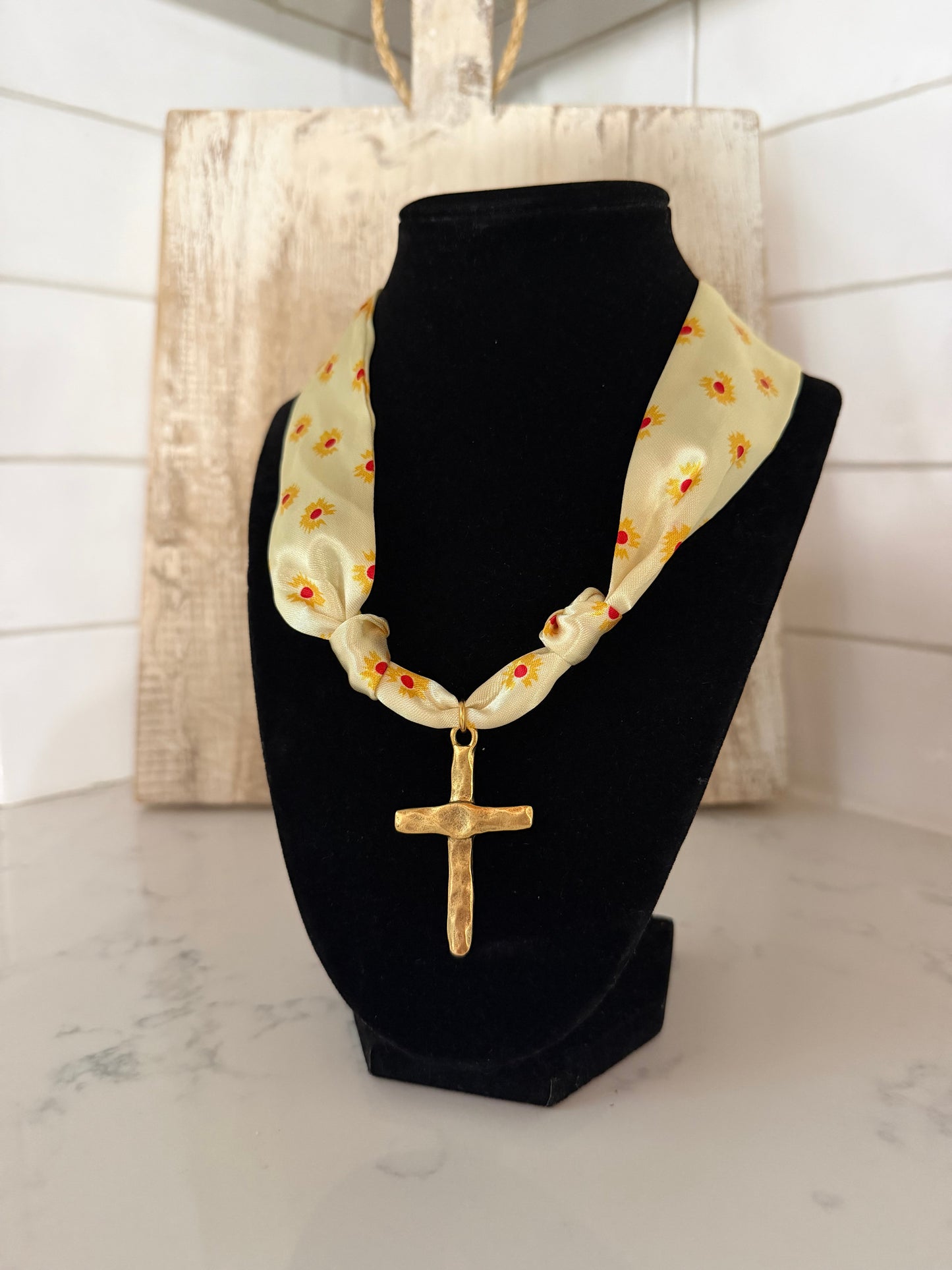 Daisy Necklace