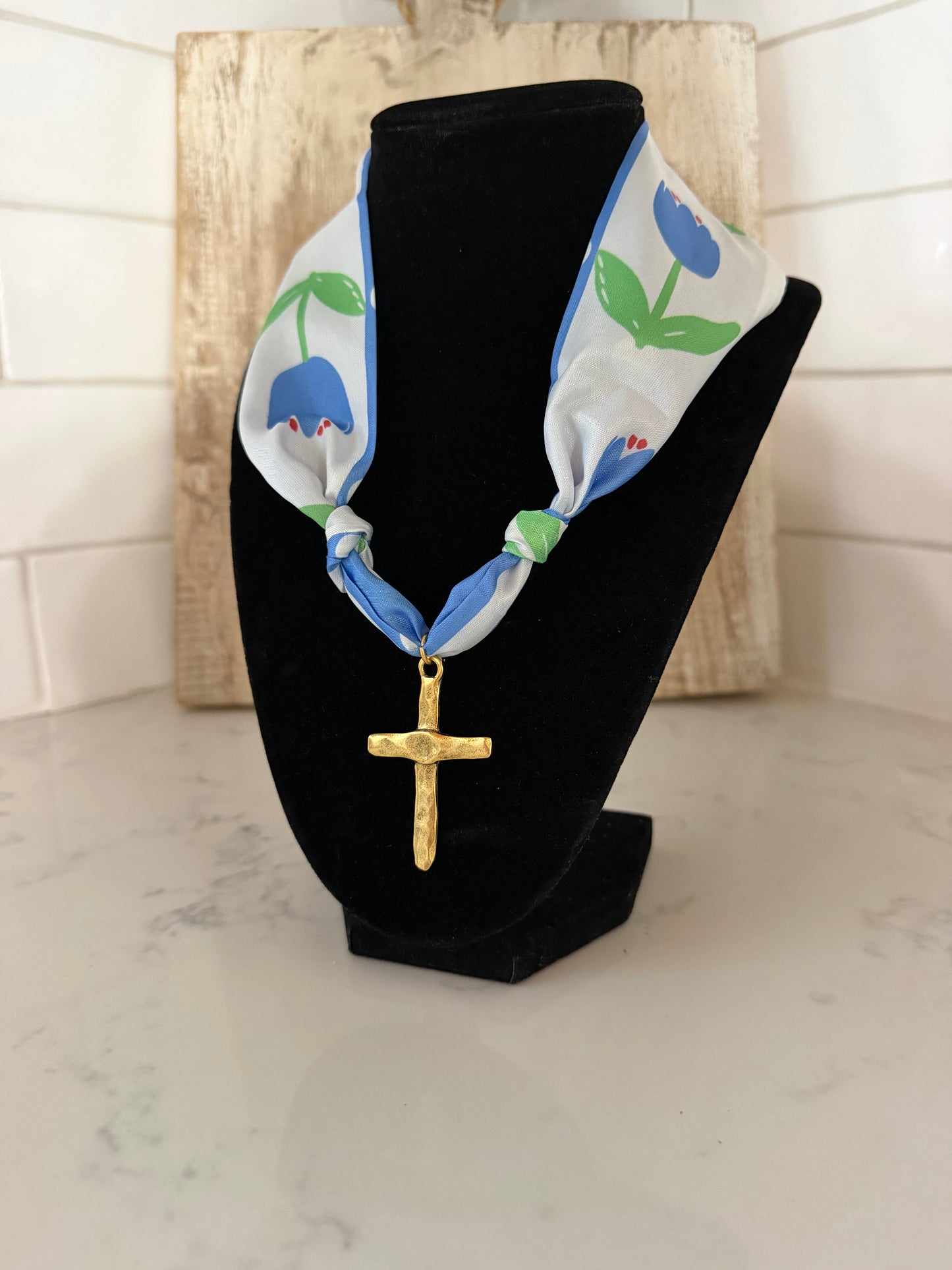 Sweet Tulip Necklace