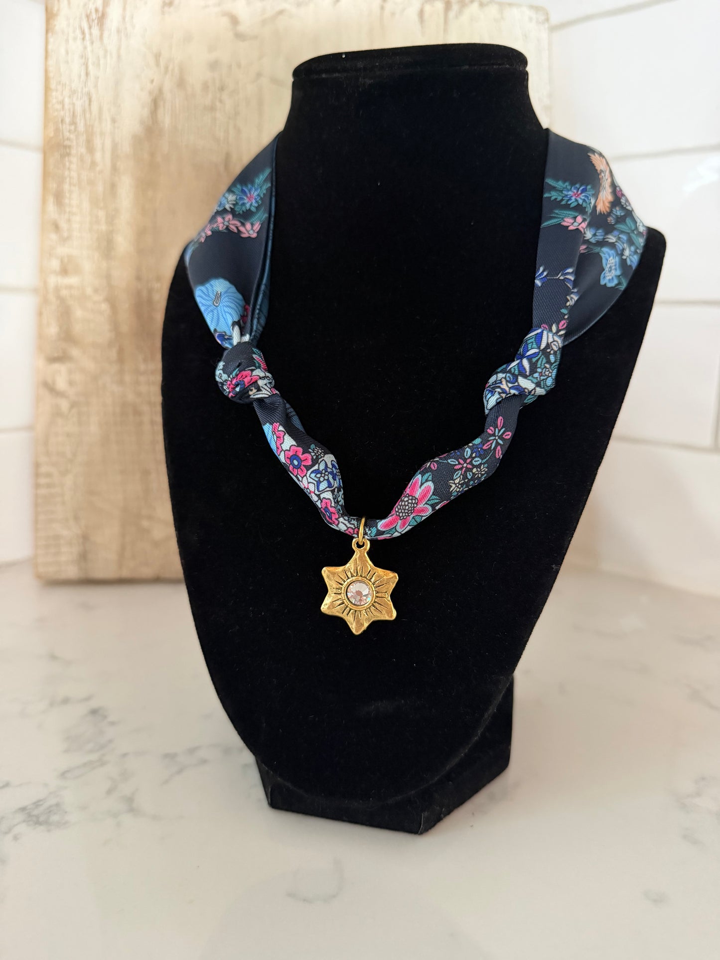 Floral Darling Necklace